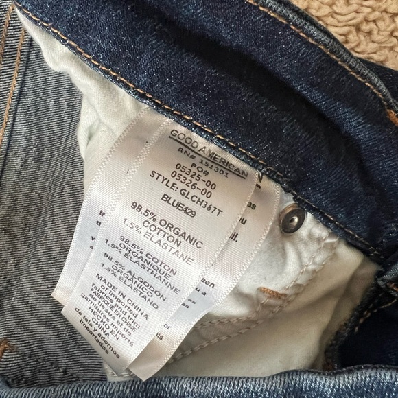 Good American High Rise Skinny Distressed Hem Jeans 6/28 - Picture 9 of 9